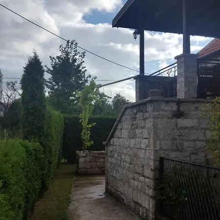 Cleuna Сasa de vacaciones Livno