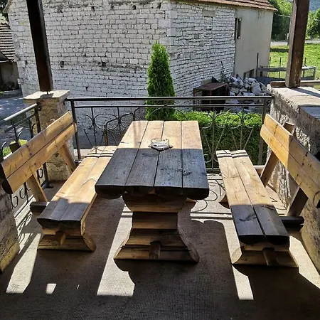 Cleuna * Livno